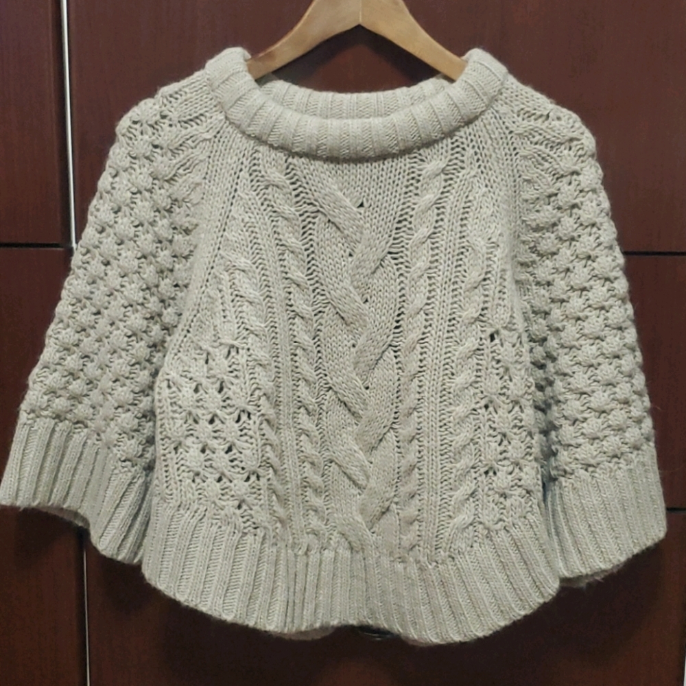 Banana Republic  ALPACA and WOOL SWEATER
